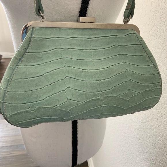 Shoulder bag/purse faux reptile mint green CUTE!! - Picture 2 of 5